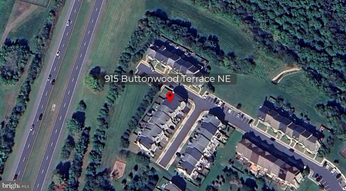 915 Buttonwood Ter Ne - Photo 2 of 50