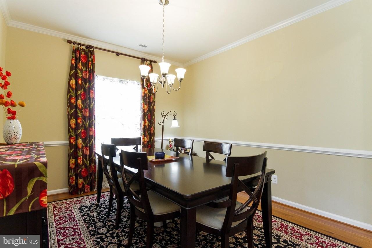 46 Bismark Dr - Photo 6 of 30