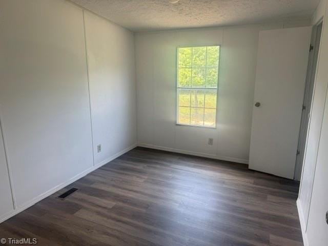 118 Shannon Dr - Photo 5 of 17