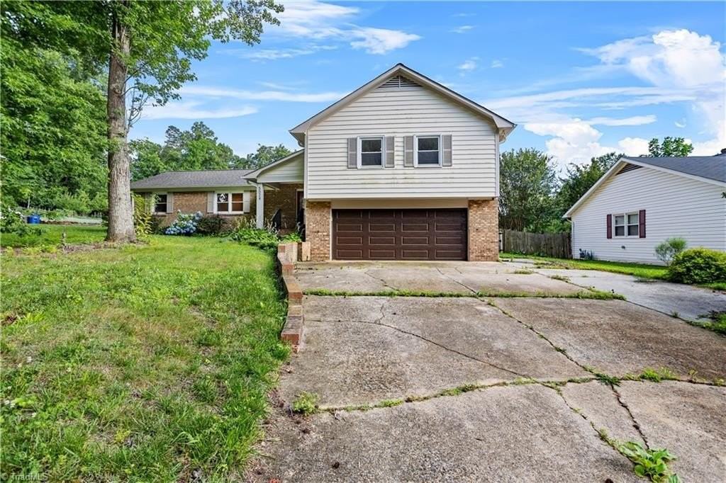 5024 Timbrook Ln - Photo 3 of 21