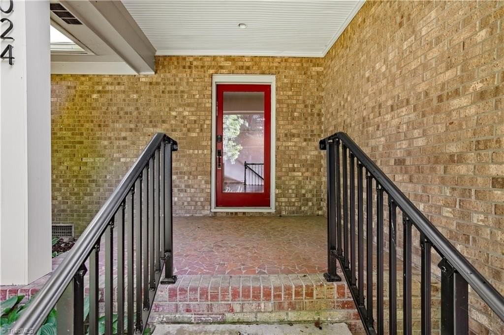 5024 Timbrook Ln - Photo 6 of 21