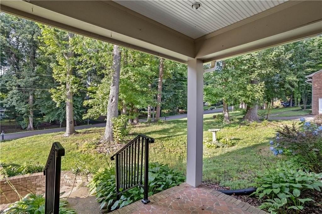 5024 Timbrook Ln - Photo 7 of 21