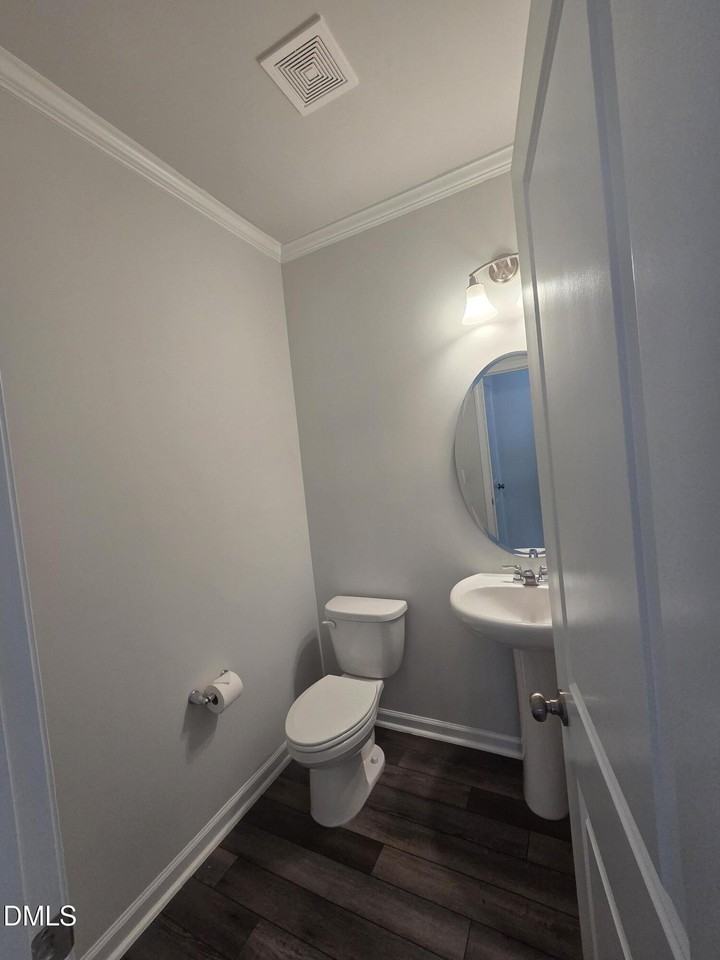 451 Carolina Springs Blvd - Photo 7 of 27