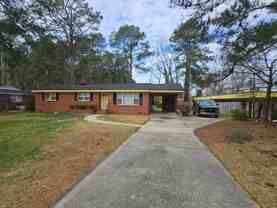 112 Timberlane Dr - Photo 1 of 1