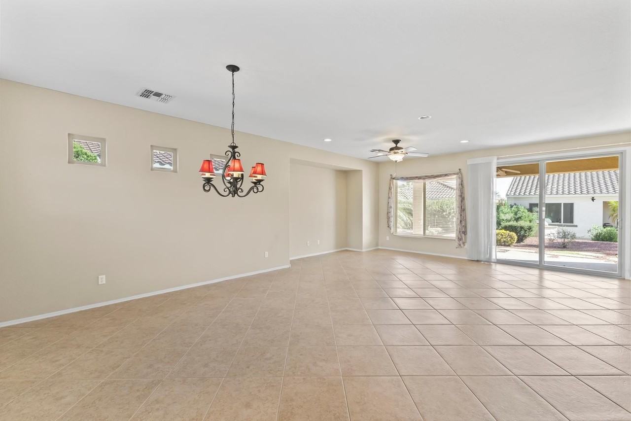 12911 W Rincon Dr - Photo 3 of 28