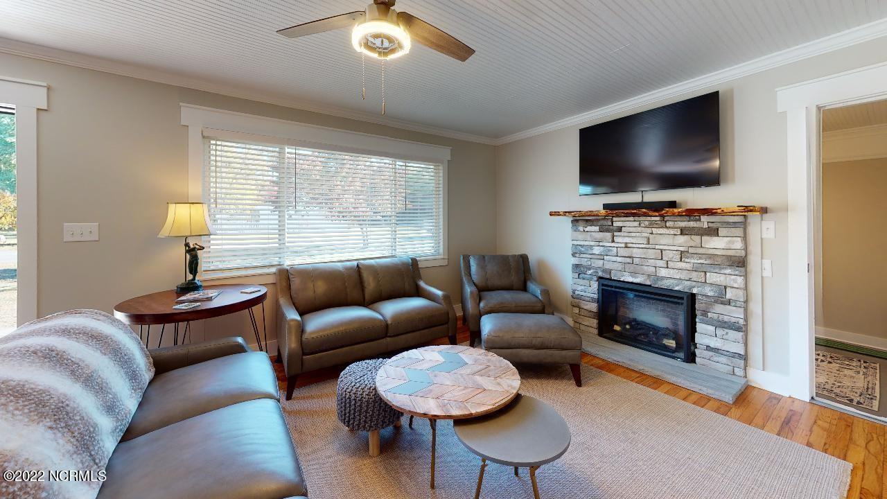 85 Mcintyre Rd - Photo 3 of 18