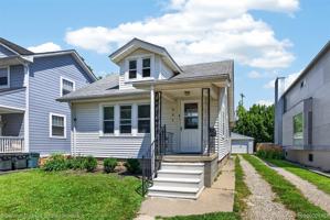 featured image of 991 Humphrey Ave
