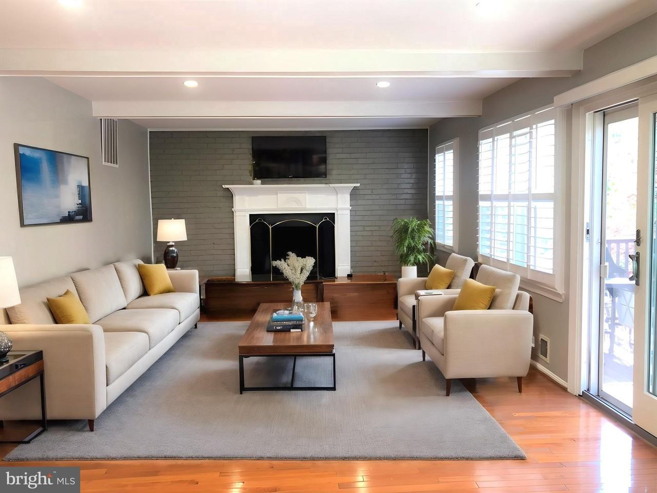 9408 Delancey Dr - Photo 2 of 17