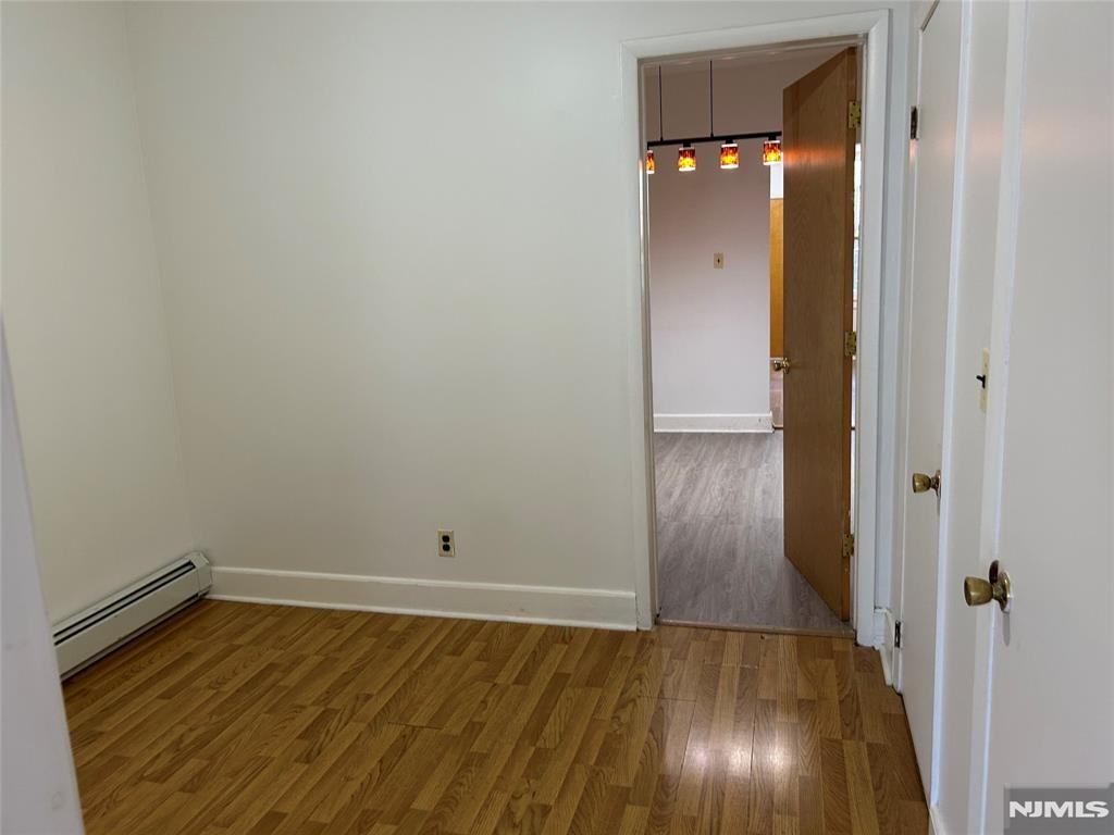 139 Johnston Ave ##3 - Photo 4 of 12