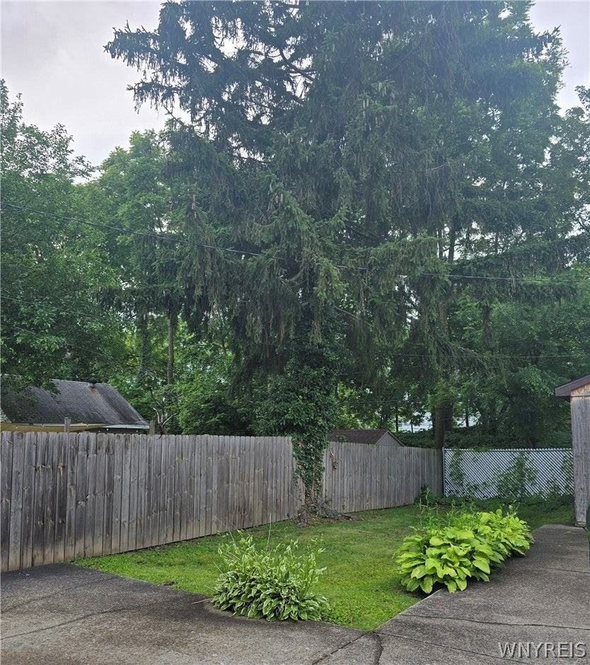 745 Crescent Ave - Photo 3 of 15