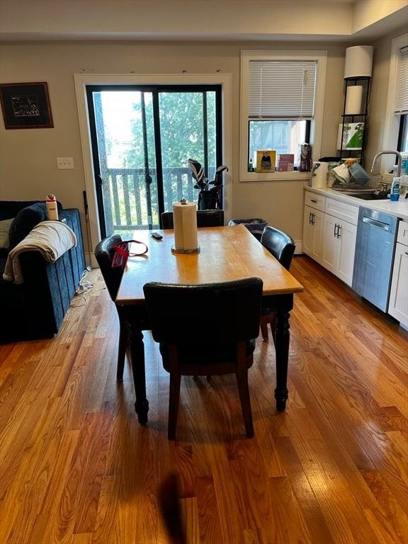 914 E Broadway - Photo 5 of 15