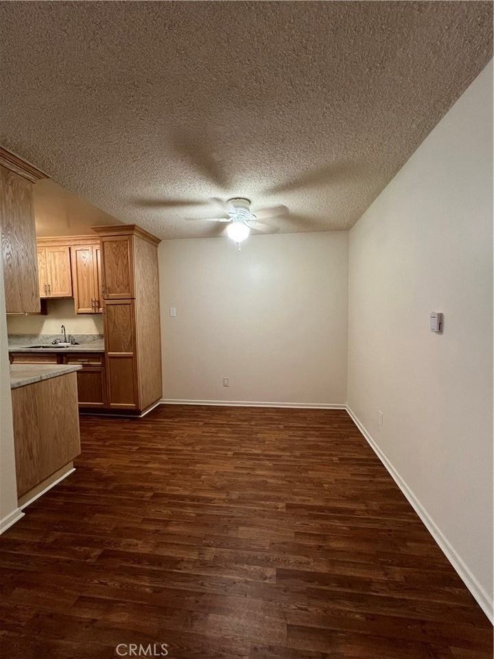 535 E Hazel St - Photo 3 of 11