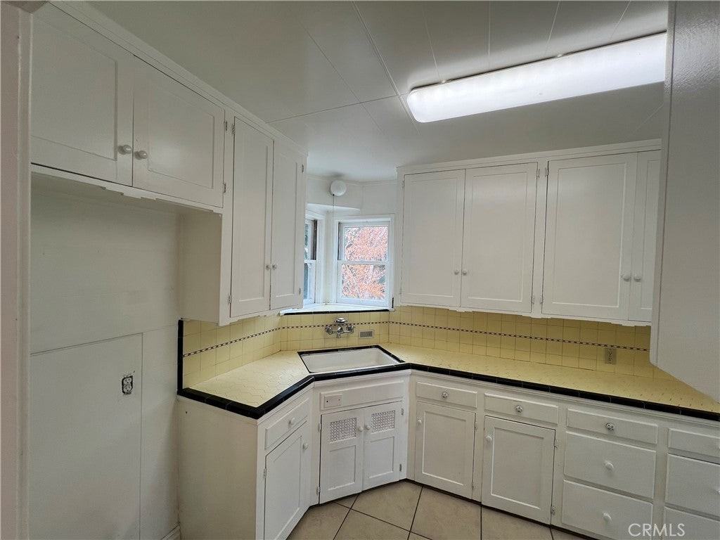 3869 Ridge Rd - Photo 5 of 13