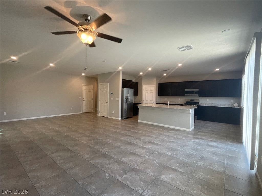 5965 Juniper Falls Ave - Photo 2 of 16