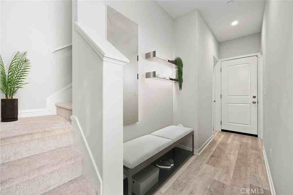 223 Elkhorn Unit 79 - Photo 3 of 32
