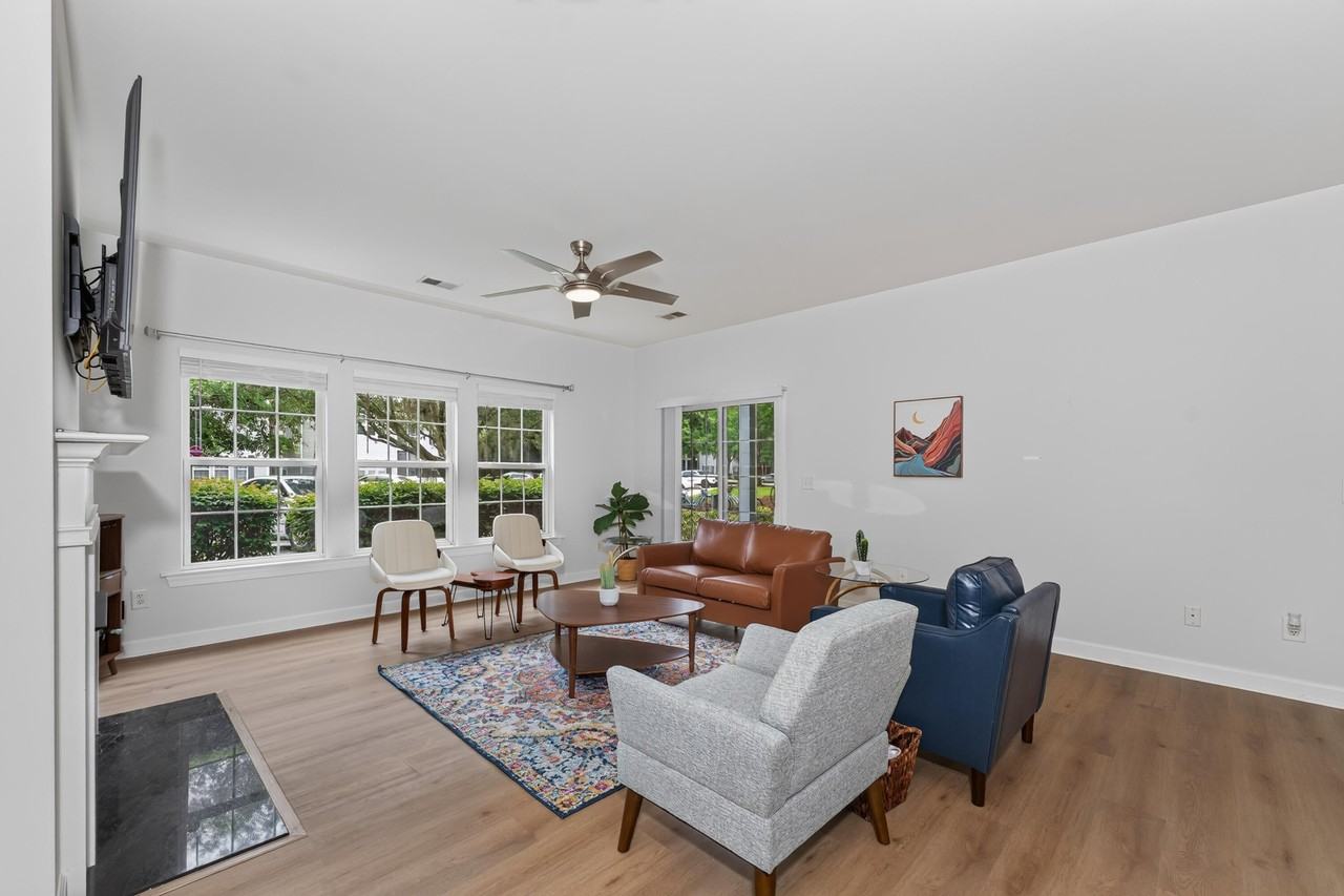 1201 Grove Park Dr - Photo 6 of 22