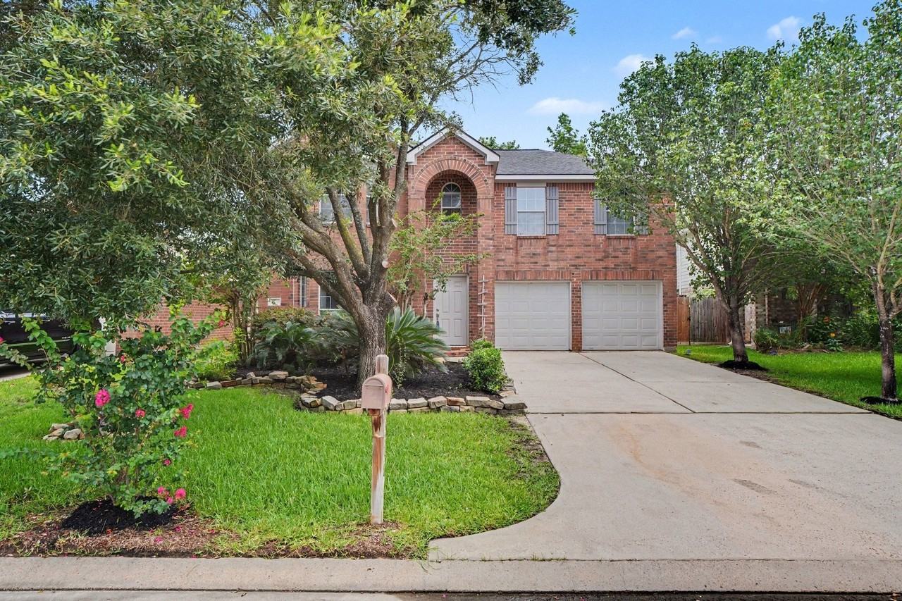 25338 Barmby Dr - Photo 2 of 30