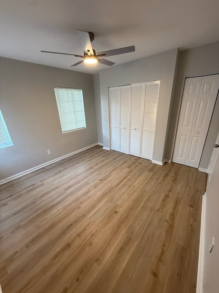 627 Shady Lane Dr - Photo 7 of 11