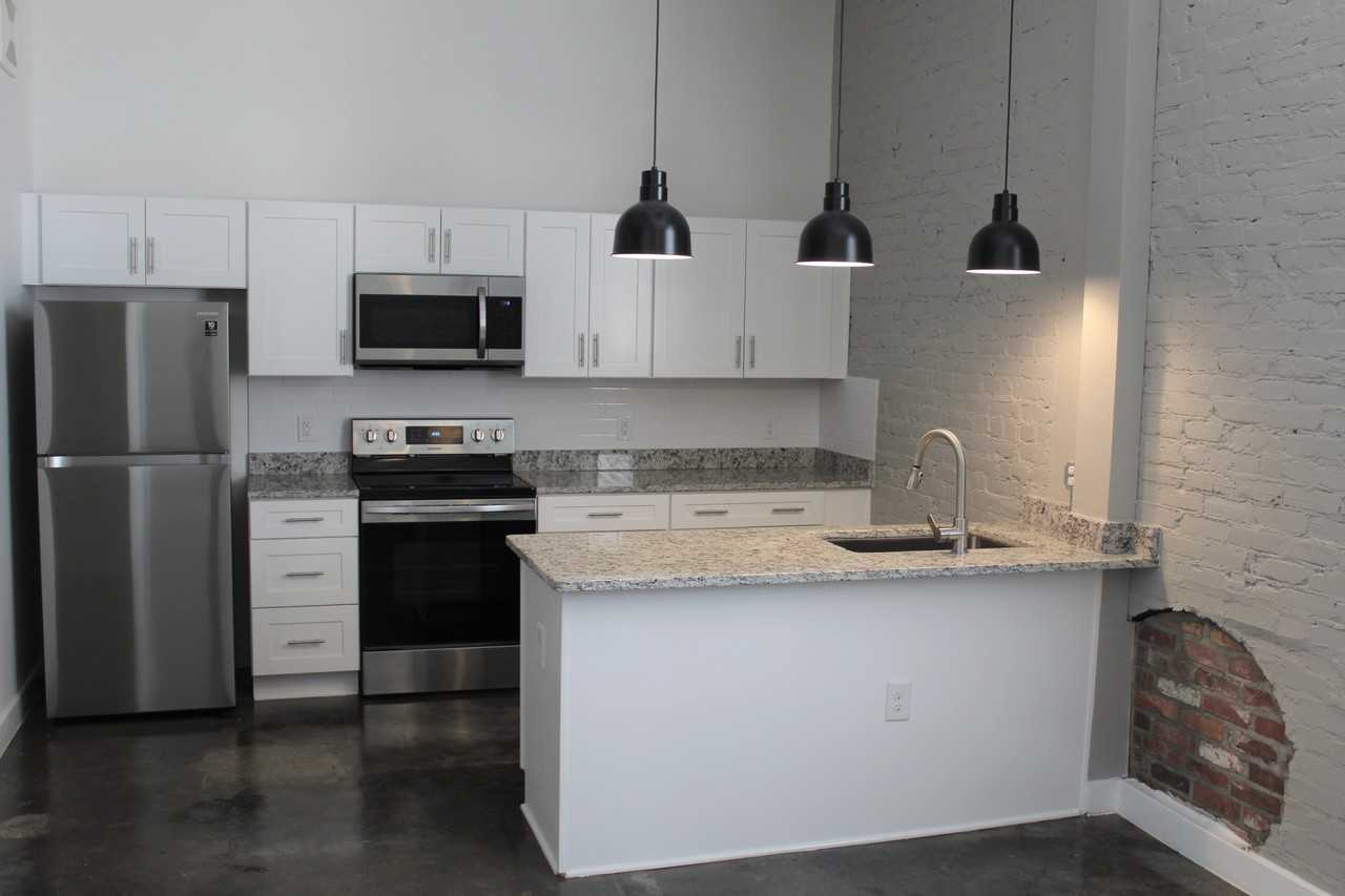 410 Wellons St #204 - Photo 7 of 10