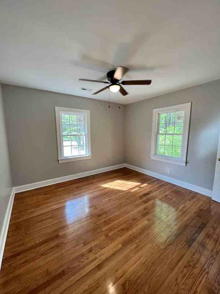 1111 Crawford St S #1113 - Photo 5 of 9