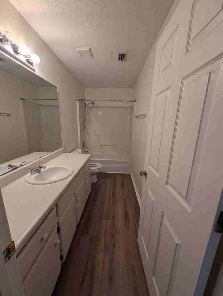 107 E Fontana Cir - Photo 2 of 12