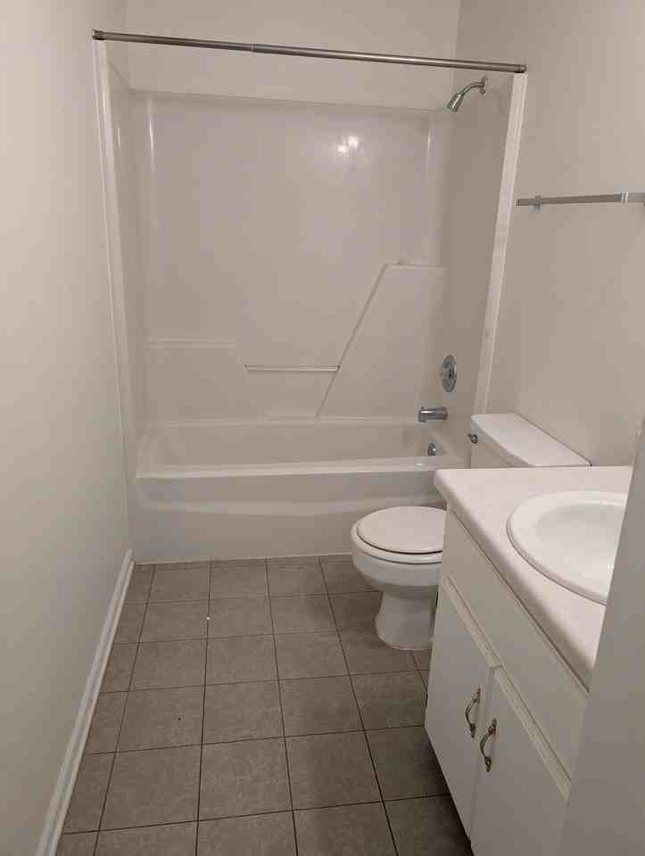 107 E Fontana Cir - Photo 3 of 12