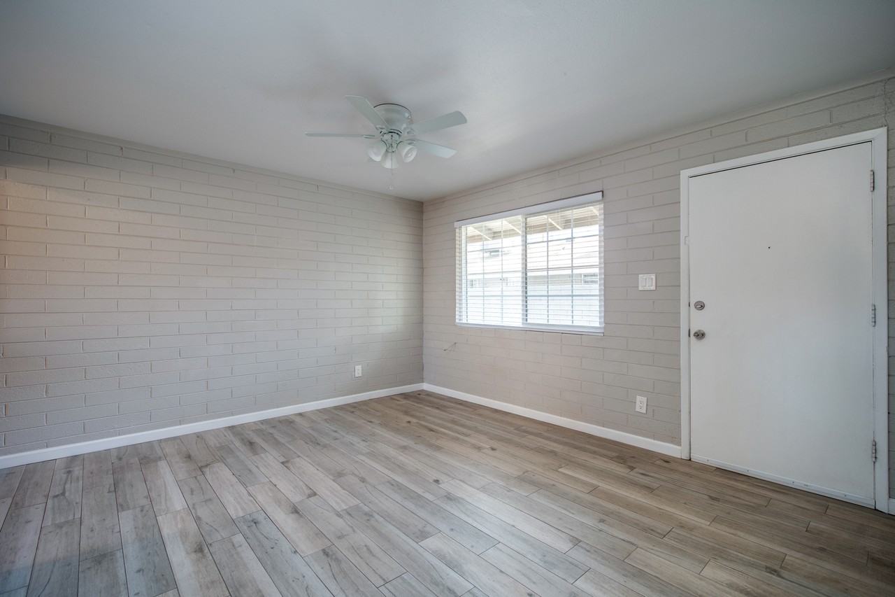933 S Farmer Ave #939-1 - Photo 7 of 26