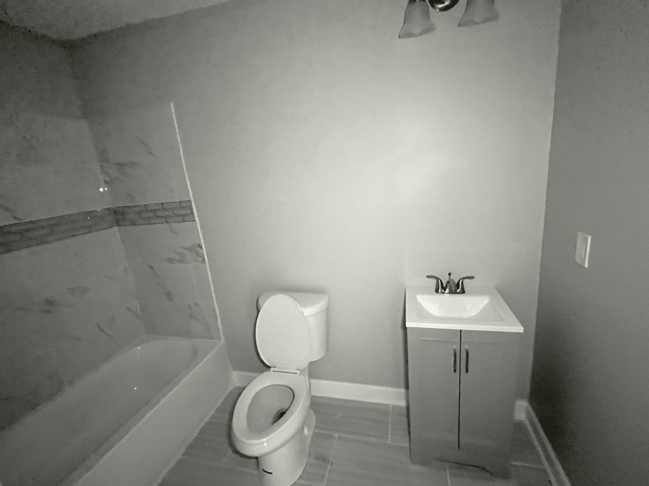 200 E 22nd St #2 - Photo 2 of 6