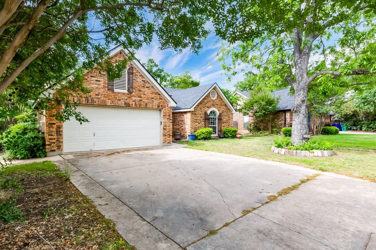 2106 Heather Dr - Photo 6 of 7