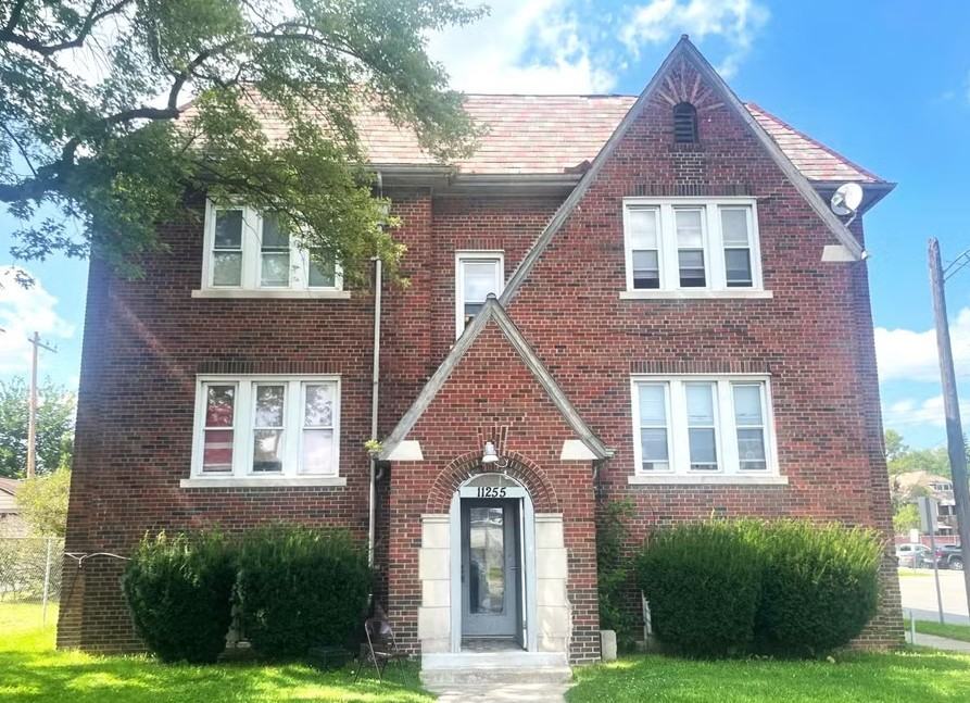 11255 Charlemagne St #4