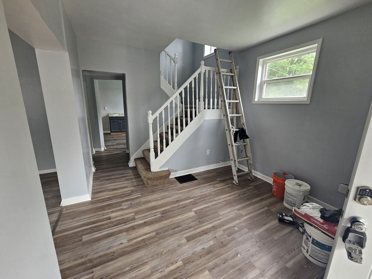 3154 River Rd - Photo 3 of 13