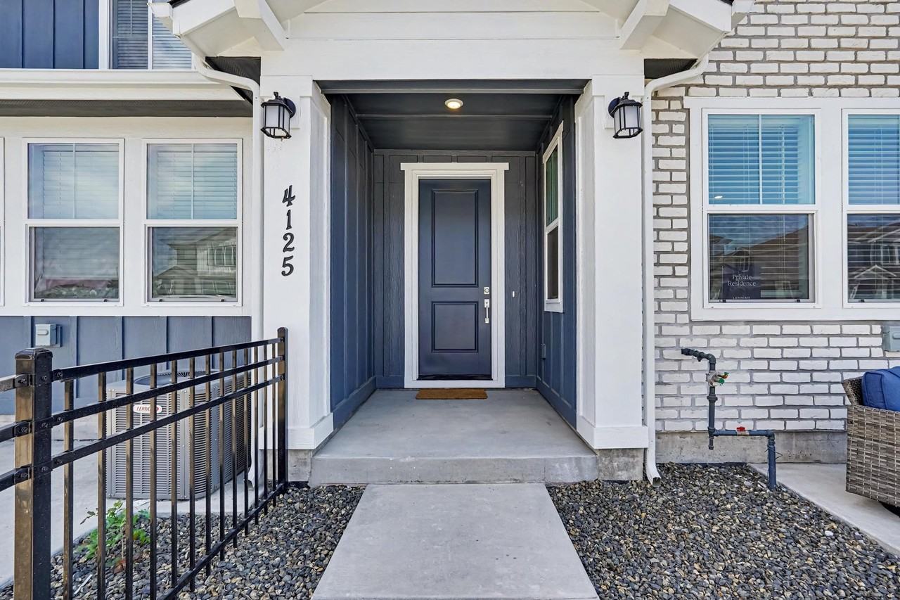4125 W Perspective St - Photo 2 of 26