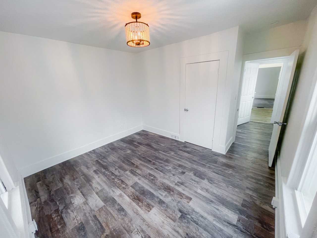 713 20th St #1915-3 - Photo 5 of 9