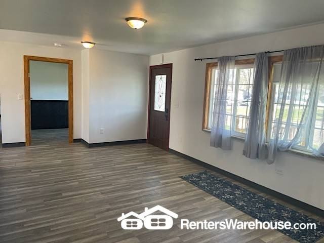753 Washington St - Photo 5 of 17
