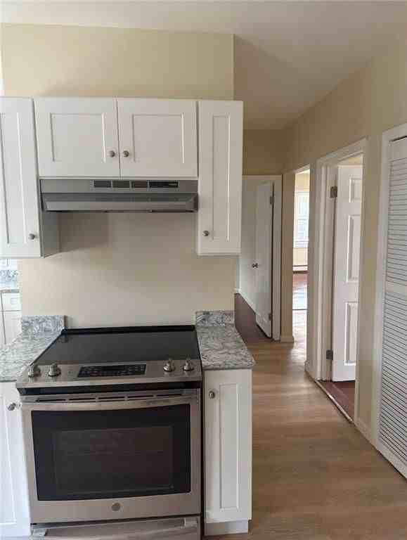 707 Douglas Ave ##2 - Photo 3 of 14