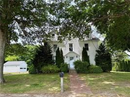 featured image of 305 Turner Rd