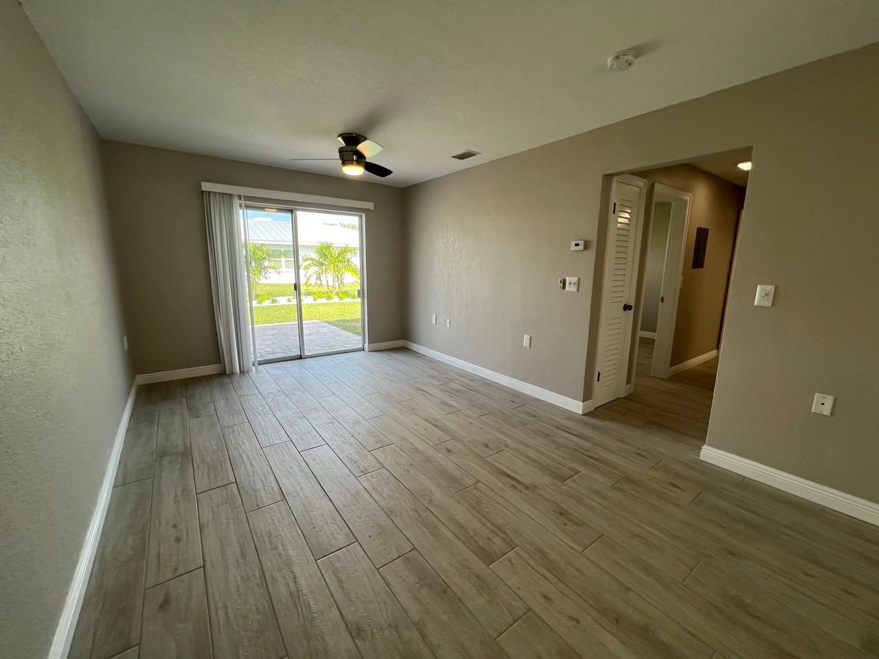 575 8th St Sw #7 - Photo 2 of 8