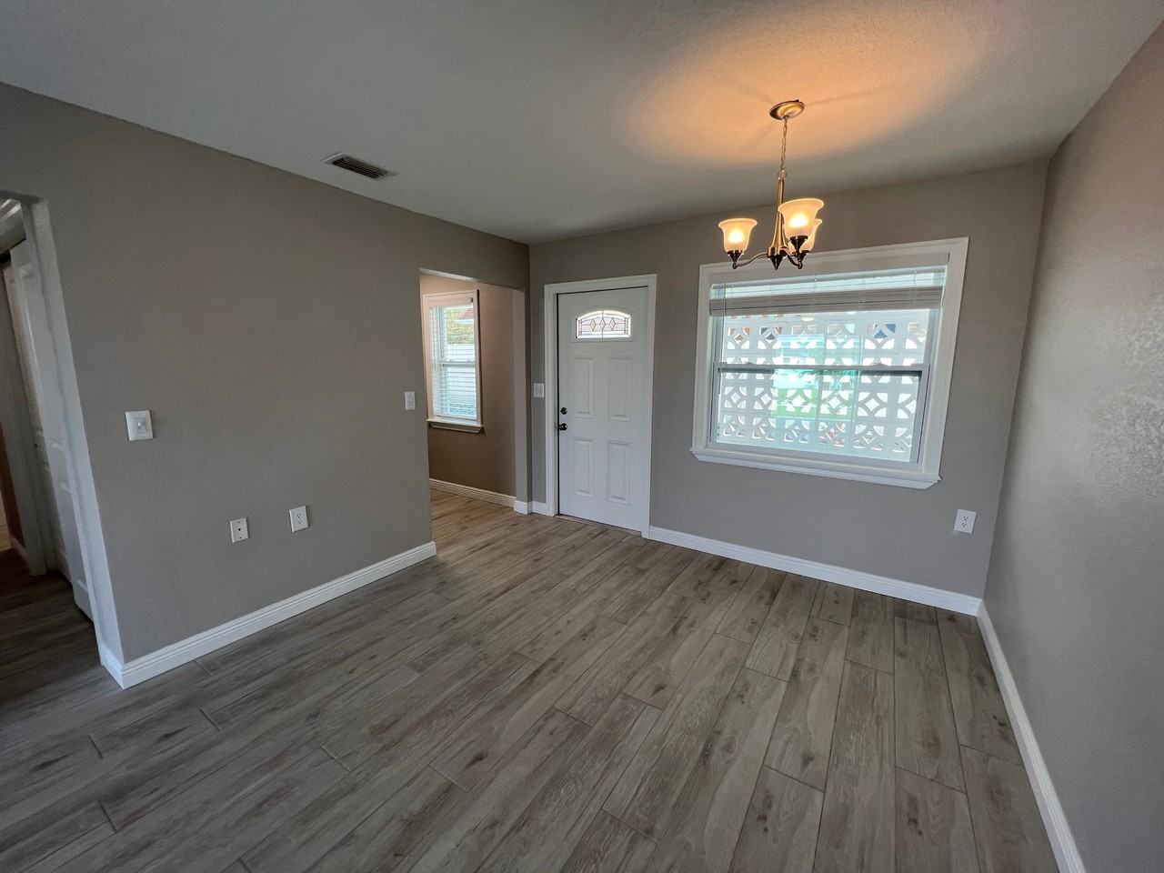 575 8th St Sw #7 - Photo 3 of 8