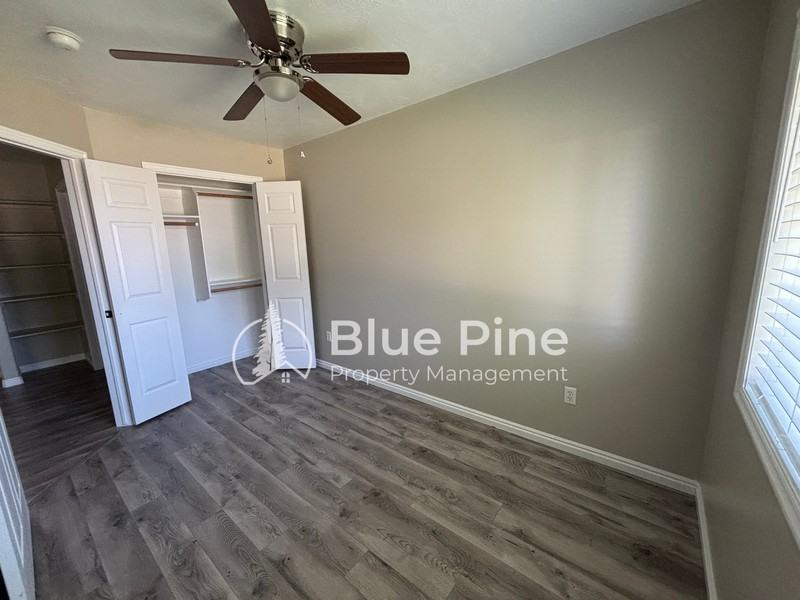 139 Stockham Blvd #2 - Photo 6 of 8