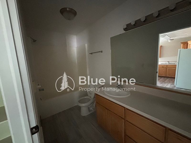 139 Stockham Blvd #2 - Photo 7 of 8