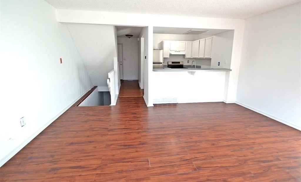2438 Lexington Village Ln - Photo 7 of 23