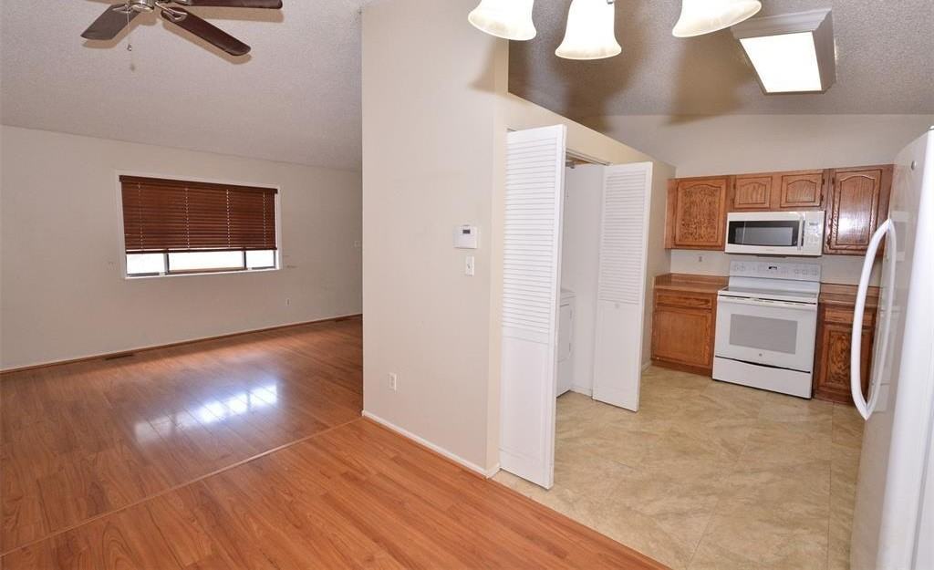 5070 Alturas Dr - Photo 4 of 20