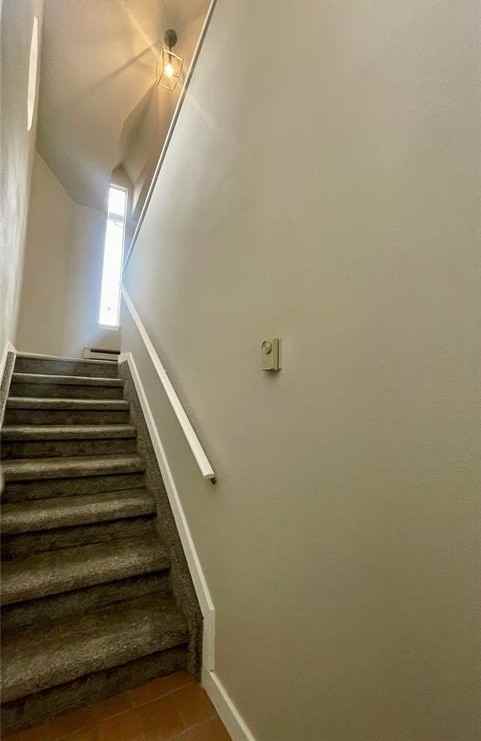 4733 Daybreak Cir - Photo 4 of 29