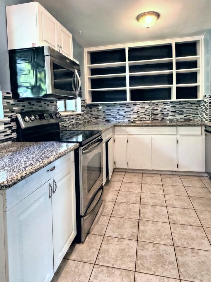 566 S Pelican Dr - Photo 7 of 27