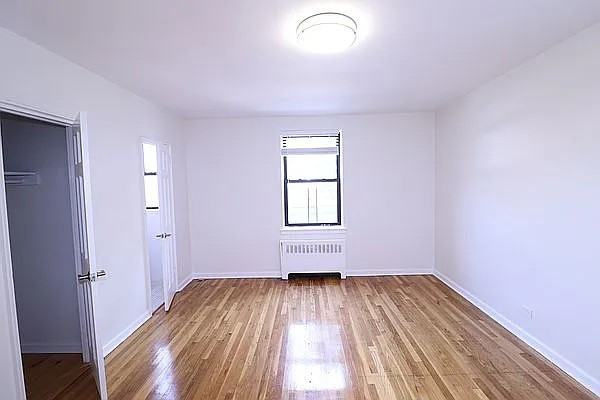 6536 99th St #3C - Photo 3 of 9