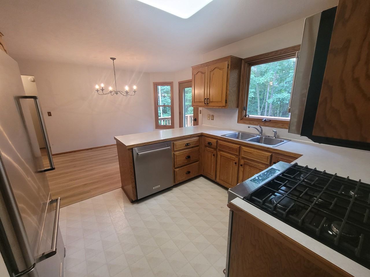 16519 Riley St - Photo 3 of 17