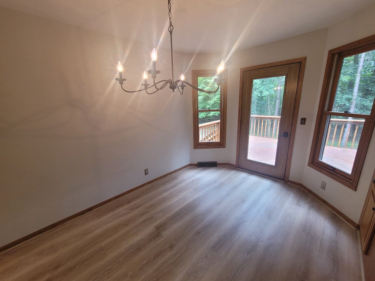 16519 Riley St - Photo 4 of 17