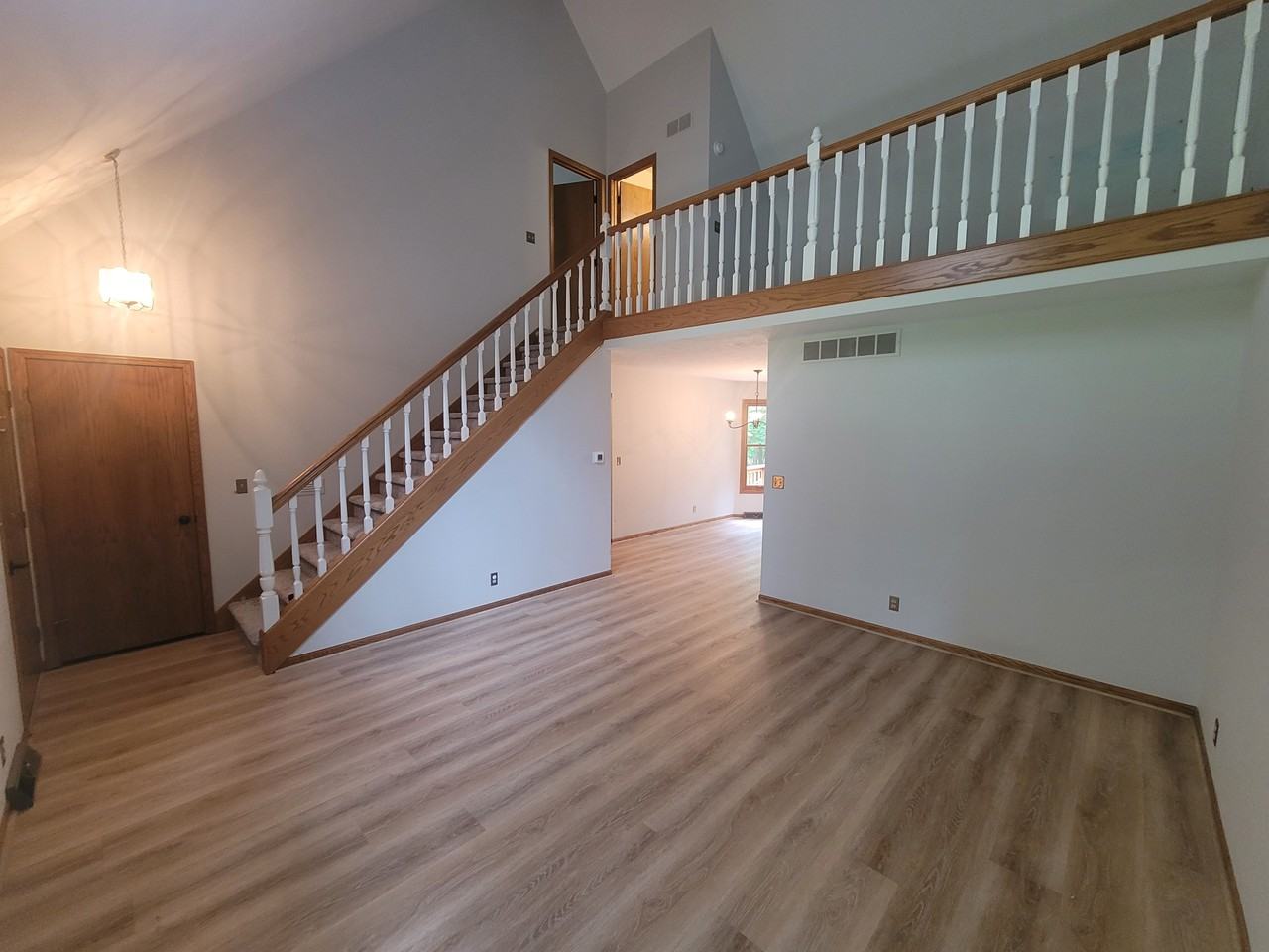16519 Riley St - Photo 5 of 17