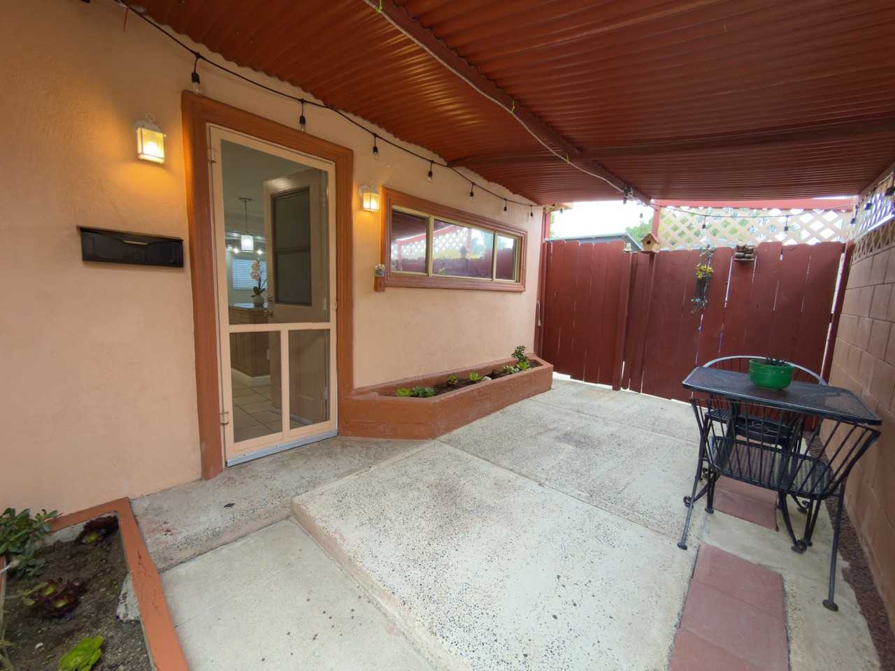 1204 W Prune Ave - Photo 2 of 12