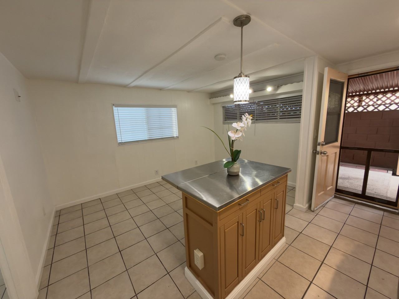 1204 W Prune Ave - Photo 4 of 12